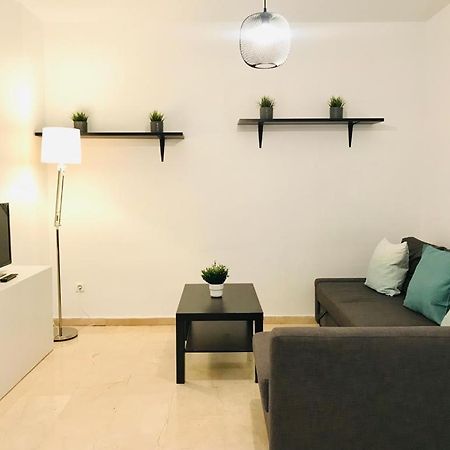 מאלגה Agua IV & Seasonal Pool By Ele Apartments מראה חיצוני תמונה