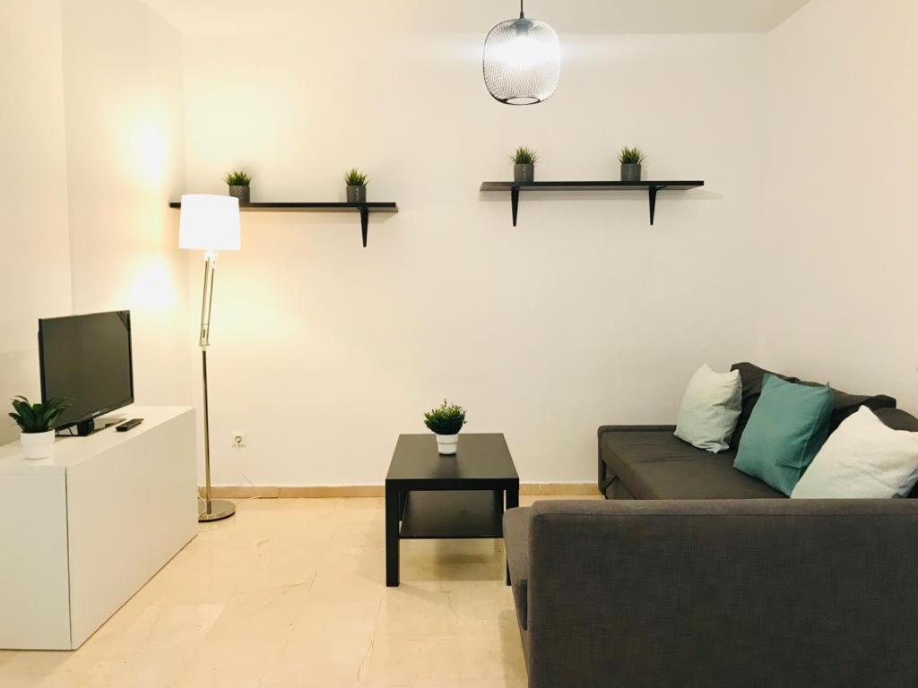 מאלגה Agua IV & Seasonal Pool By Ele Apartments מראה חיצוני תמונה
