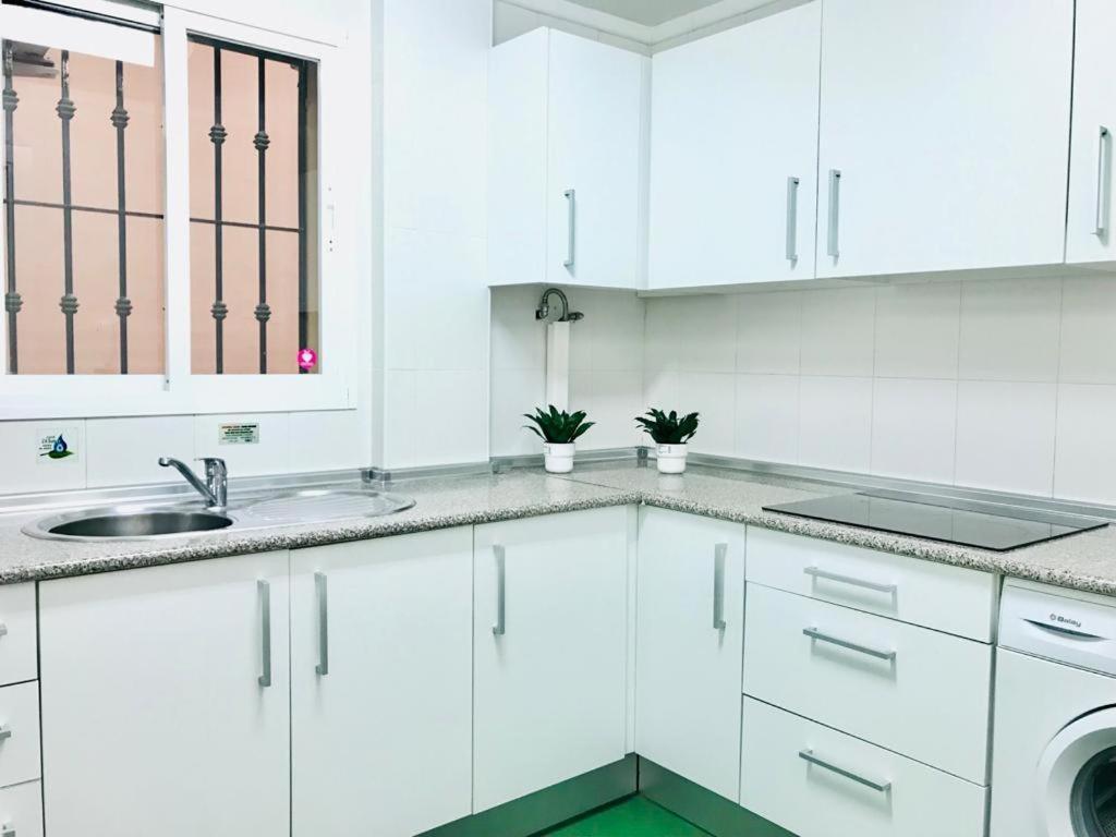 מאלגה Agua IV & Seasonal Pool By Ele Apartments מראה חיצוני תמונה